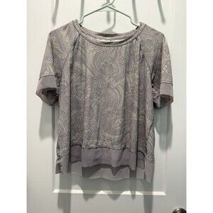 Lululemon Stripe In Stride Short Sleeve Shirt Women's 10 Spirit Gray Paisley